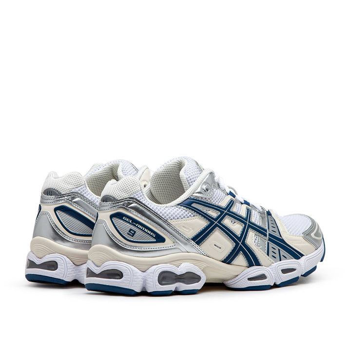 Asics WMNS Gel-Nimbus 9 (Creme / Marineblau)