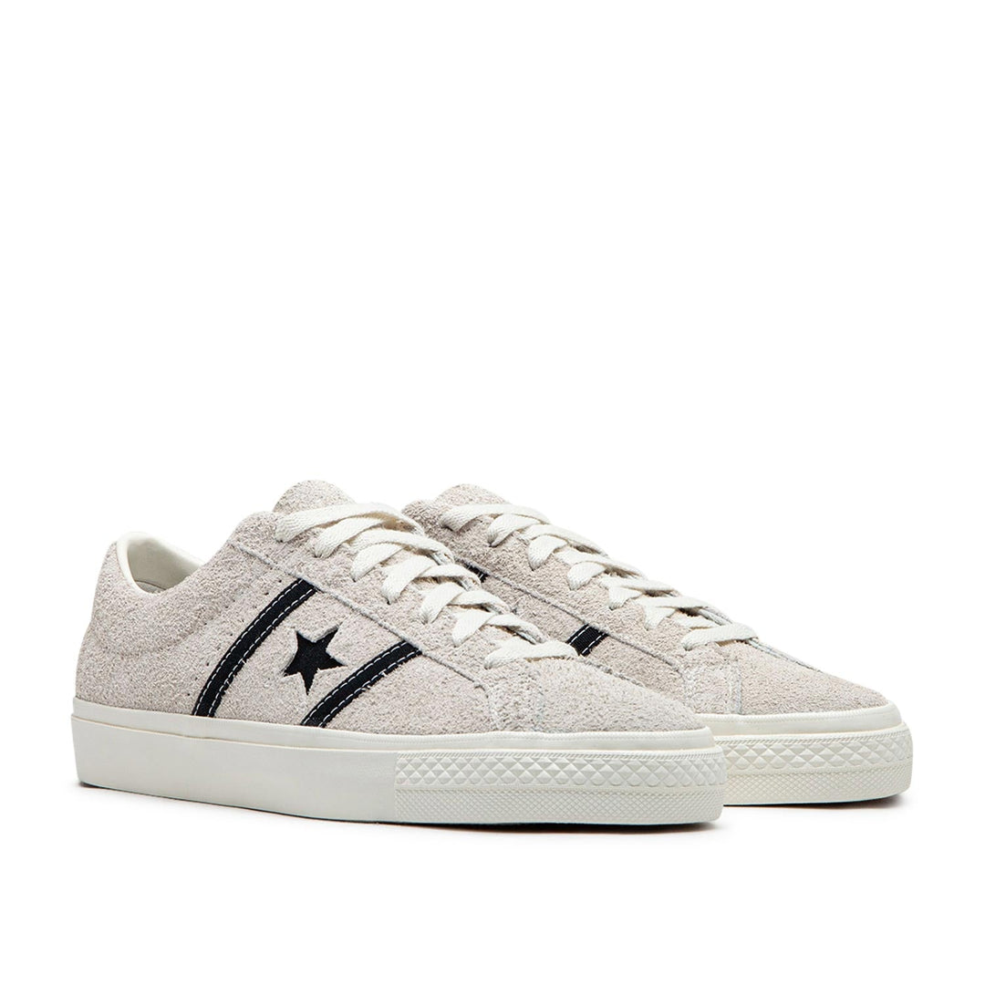 Converse One Star Academy Pro Suede (Creme / Schwarz)