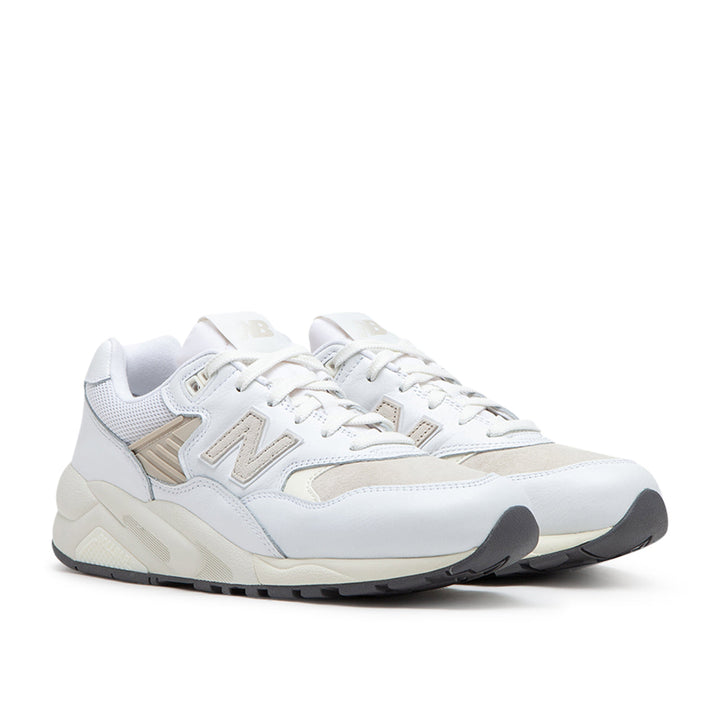 New Balance MT580VTG (White / Beige)